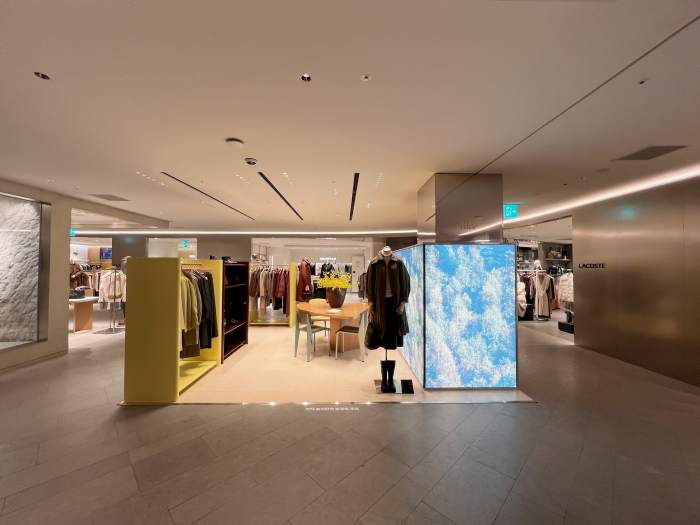 배우 손수현 픽 '이새(isae)' 롯데백화점 본점 팝업 오픈   1603-Image